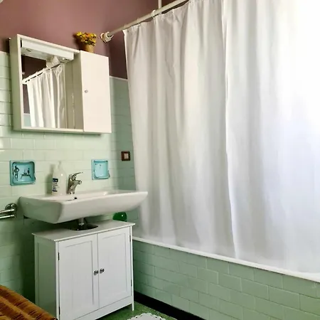 V.home 3*