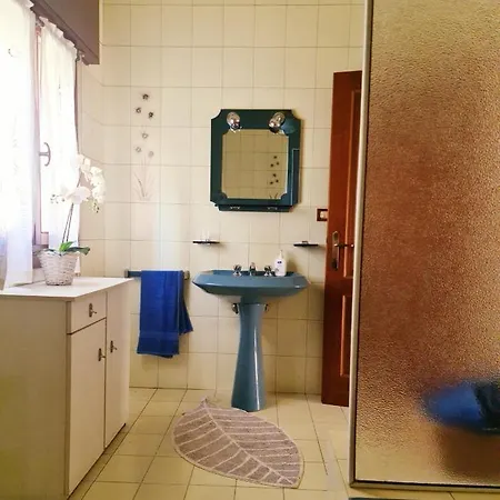 V.home Πανσιόν