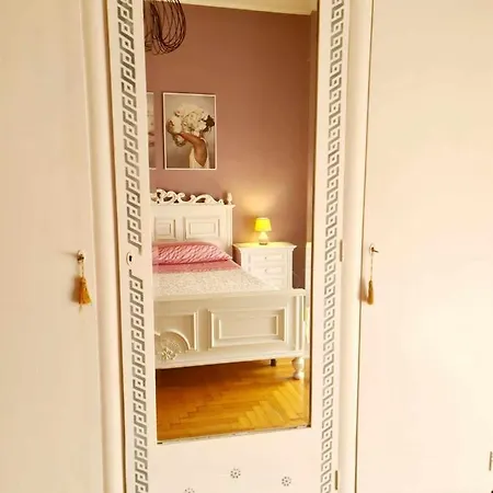 Πανσιόν V.home Αμπάνο Τέρμε